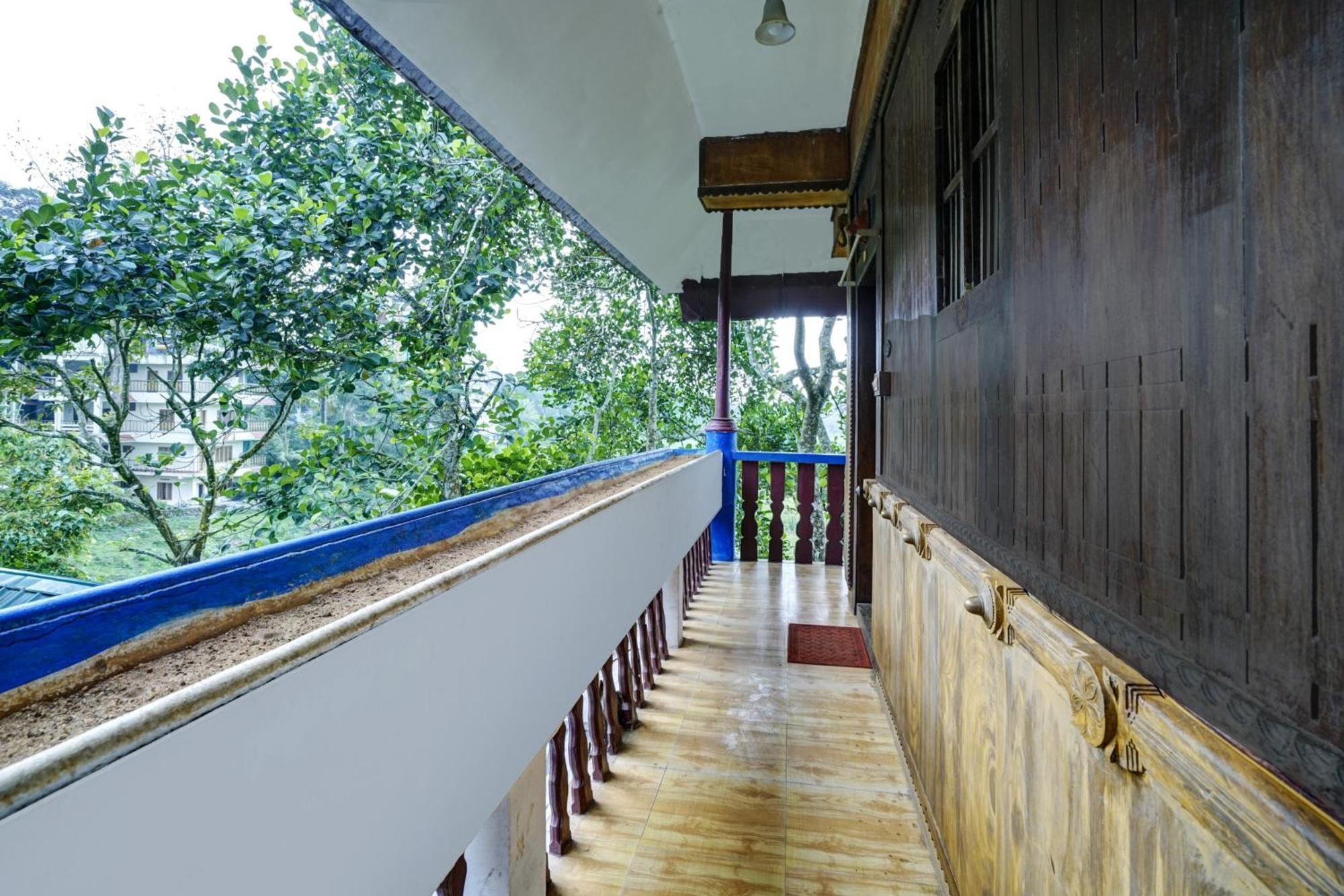 טקאדי Oyo Flagship Meadow View Inn מראה חיצוני תמונה