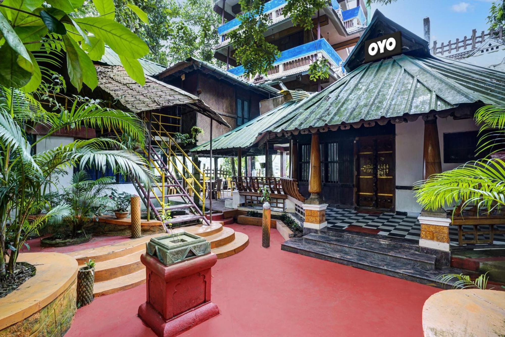 טקאדי Oyo Flagship Meadow View Inn מראה חיצוני תמונה